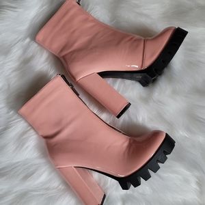 CUTE PINK MAMBA BOOTIES SZ 6.5